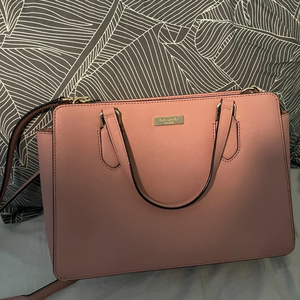 Kate spade purse - Picture 1 of 3
